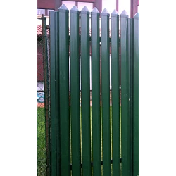 Puerta Pico-Pato vertical cerrado verde pre-galvanizada y plastificada