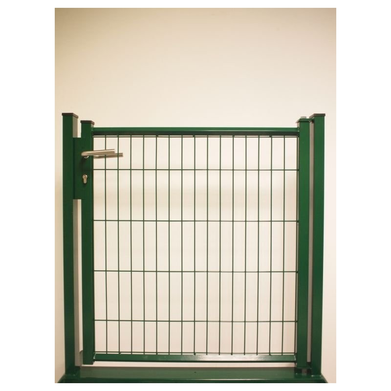Puerta Combi verde con cerradura