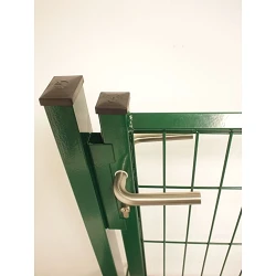 Puerta Combi verde con cerradura