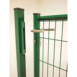 Puerta Combi verde con cerradura