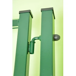 Puerta Basic verde con cerradura