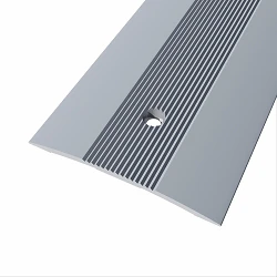 Tapajuntas de aluminio para atornillar de 40 mm. mismo nivel