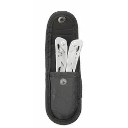 Multiherramienta 12 en 1 Stanley con funda