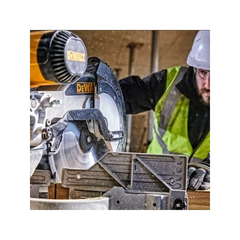 Ingletadora telescópica DWS780 de Dewalt