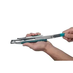 Cutter profesional con seguridad dual