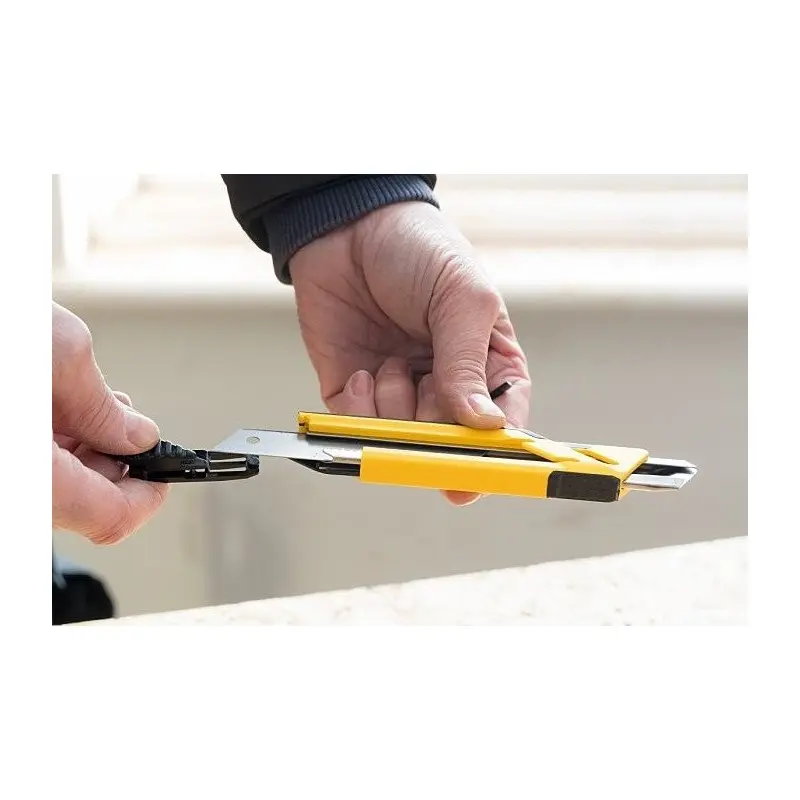 Cutter Autolock de  18 mm Stanley STHT10266-1